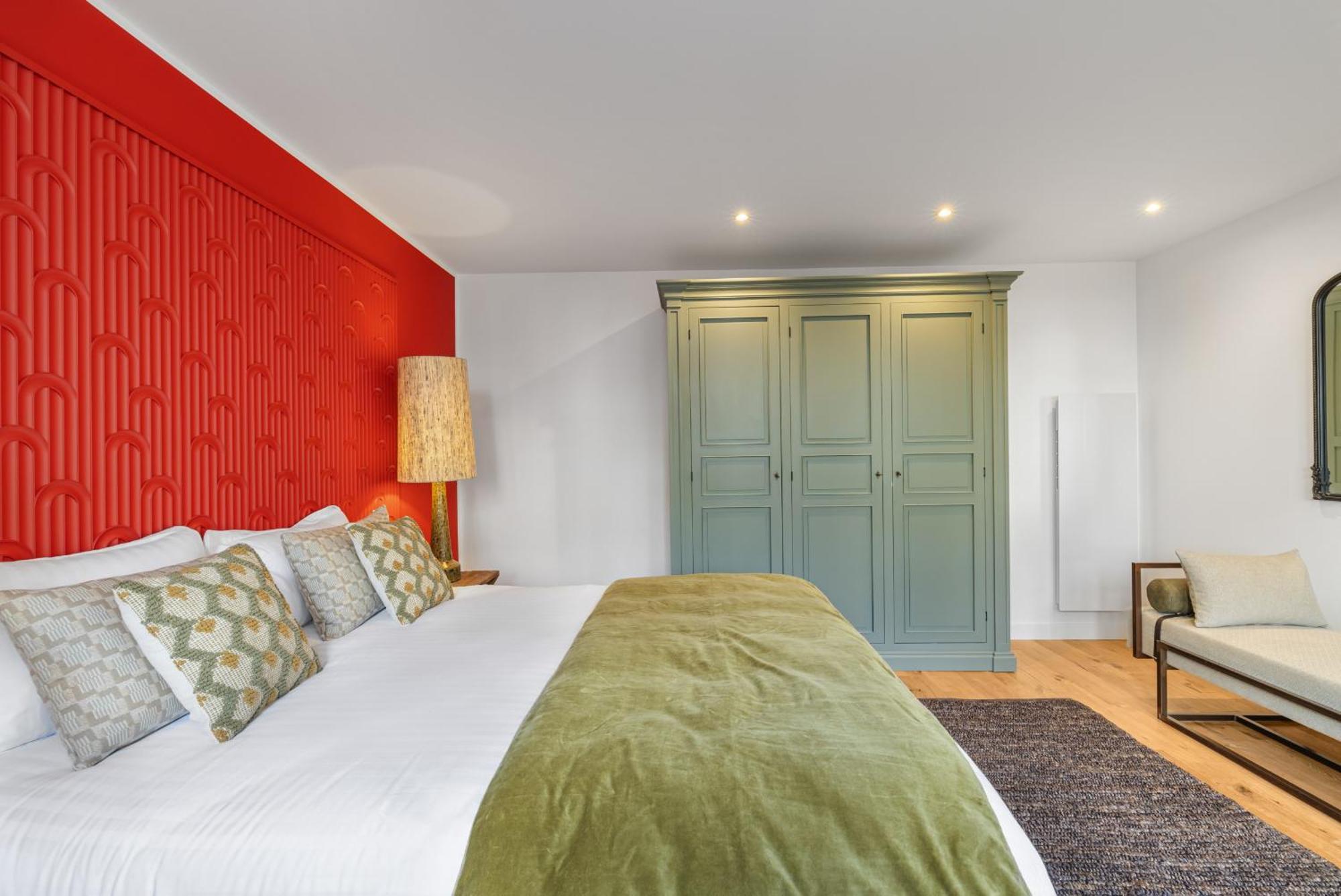 Scarlett Apartment Paris
